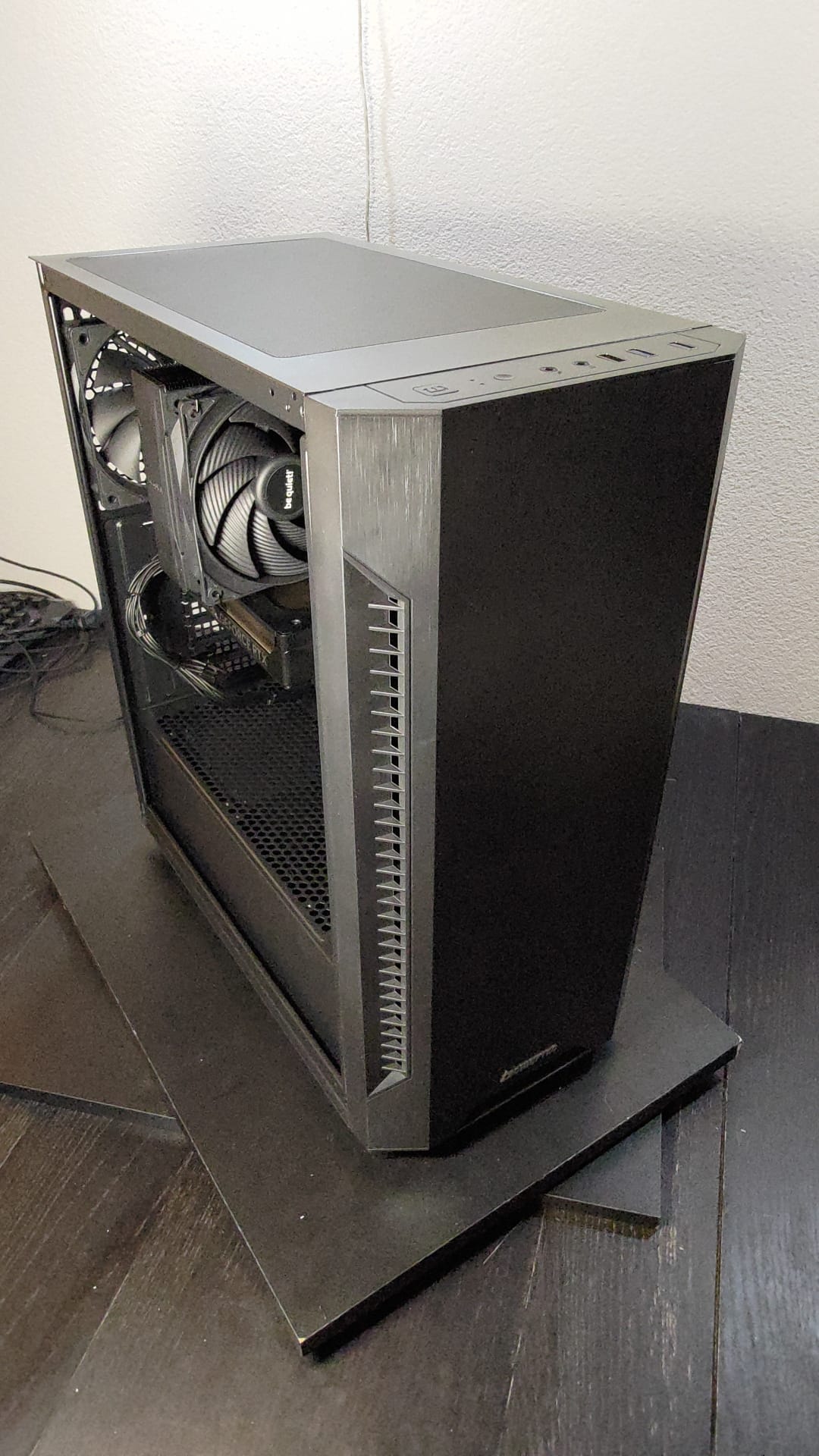 First Gaming 7600X + RTX 5060